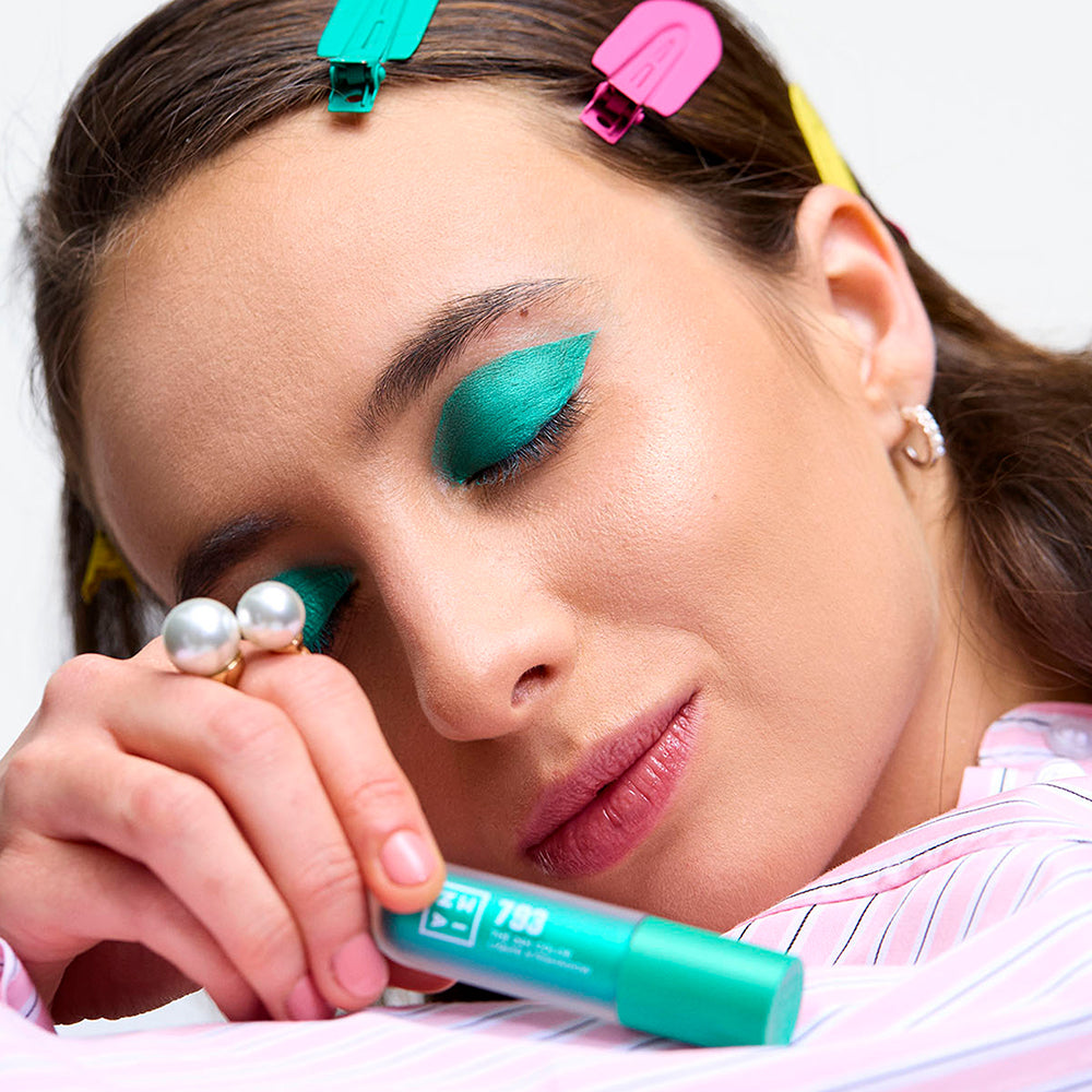 The 24H Color Liquid Eyeshadow