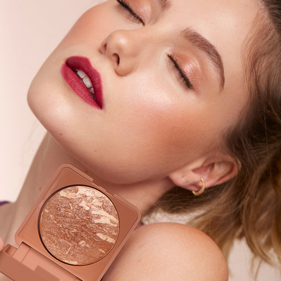 The Glow Bronzer Powder 621