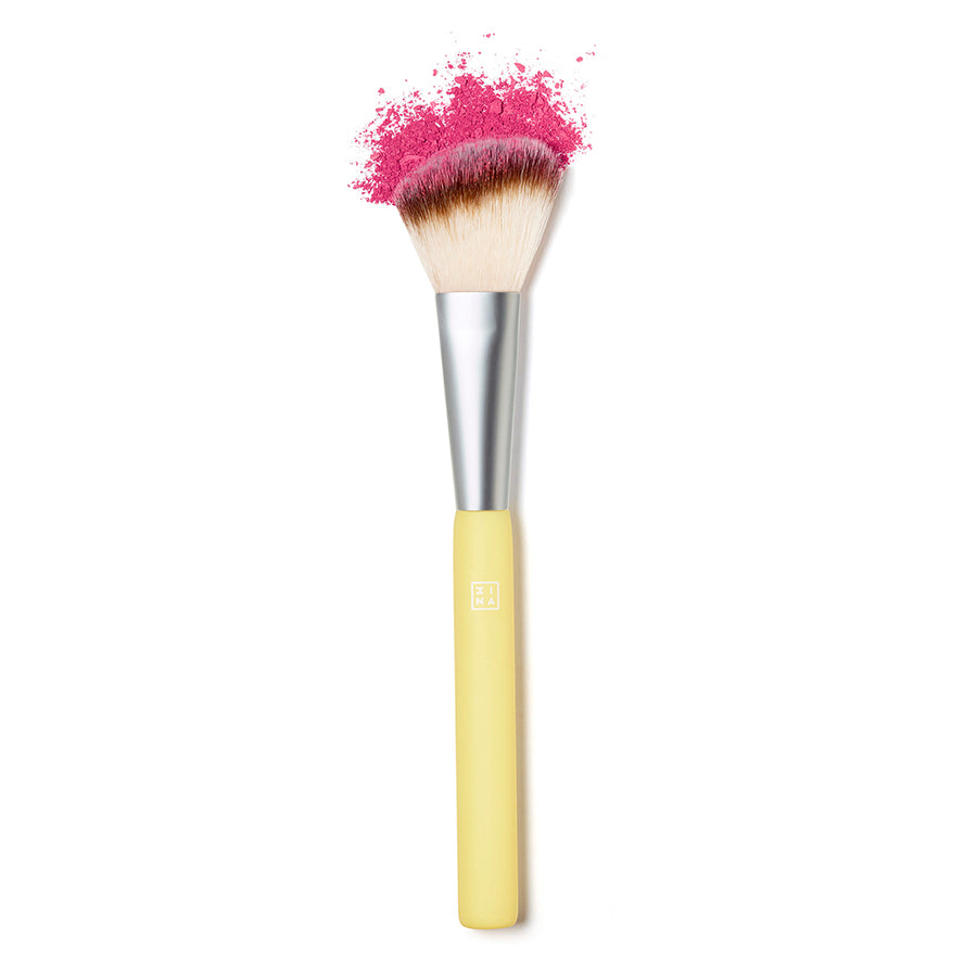 The Angle Blush Brush